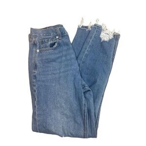 American Eagle Distressed  Lightweight Mom Jean‎ Size 2 Reg